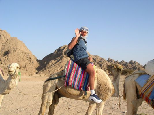 P3250250 (2)
Египет 2004 г., мотосафари + катание на верблюдах
