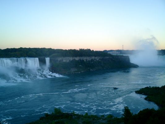niagarskij wodopad VE
Канада. Нигарский водопад. Его канадская часть чуть правее.
