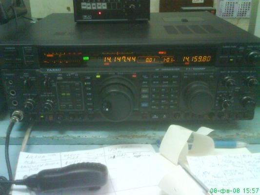 DSC00240
FT-1000MP
